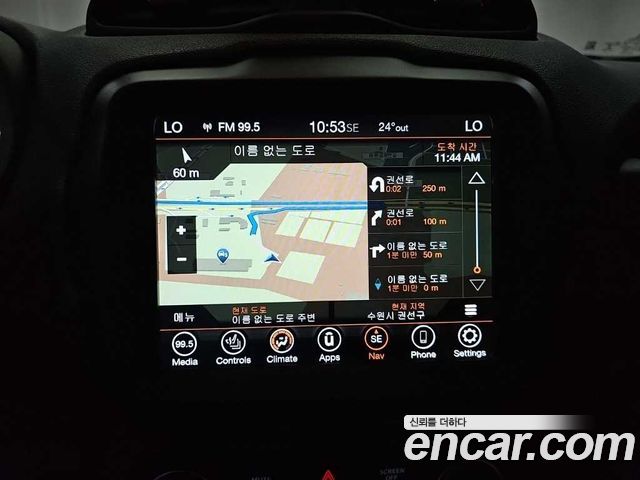 Jeep Renegade 2.4 Limited 2019 — фото 18