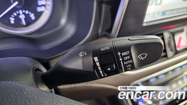 Hyundai Grandeur (IG) 2.4 Premium 2018 — фото 15
