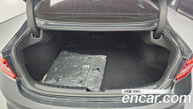 Hyundai Grandeur (IG) 2.4 Premium 2018 — фото 27