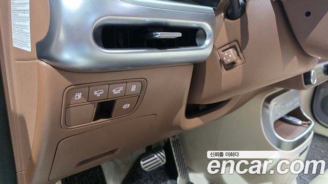 Hyundai Ioniq 9 Performance Type AWD 6-Seater Calligraphy 2025 — фото 12