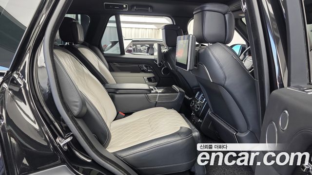 Land Rover Range Rover (IV) 5.0 SC SV AB Dynamic SWB 2019 — фото 12