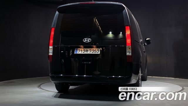 Hyundai Staria Tourer 11-Seater Modern 2025 — фото 4