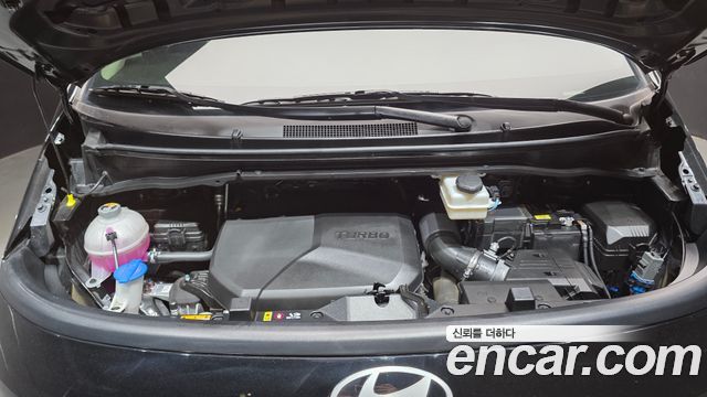 Hyundai Staria Tourer 11-Seater Modern 2025 — фото 6