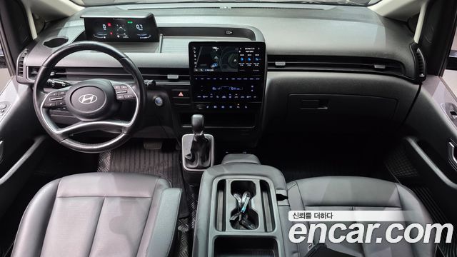Hyundai Staria Tourer 11-Seater Modern 2025 — фото 7