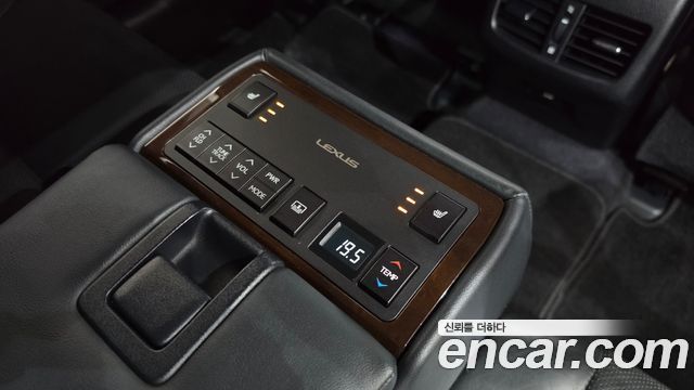 Lexus ES350 Executive XV60 2015 — фото 19