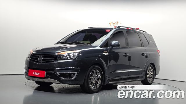 KG Mobility (SsangYong) Korando Turismo 4WD TX 9-seater 2017 — фото 1