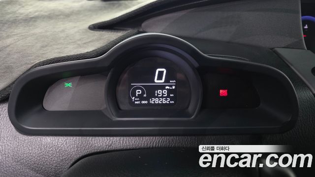 KG Mobility (SsangYong) Korando Turismo 4WD TX 9-seater 2017 — фото 8