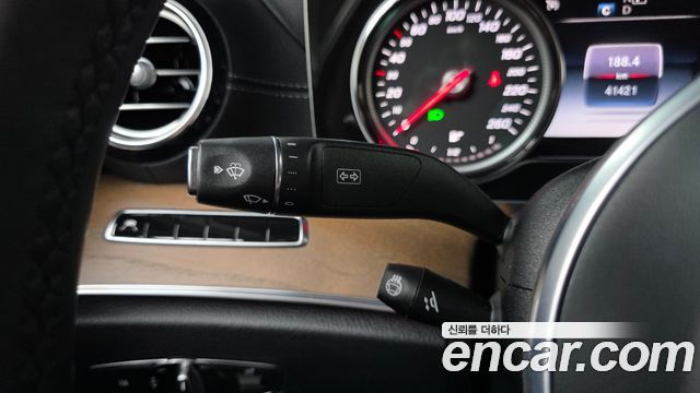 Mercedes-Benz E-Class (W213) E220d 4MATIC Exclusive 2020 — фото 27