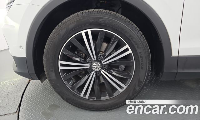 Volkswagen Tiguan (II) 2.0 TDI Prestige 2020 — фото 5