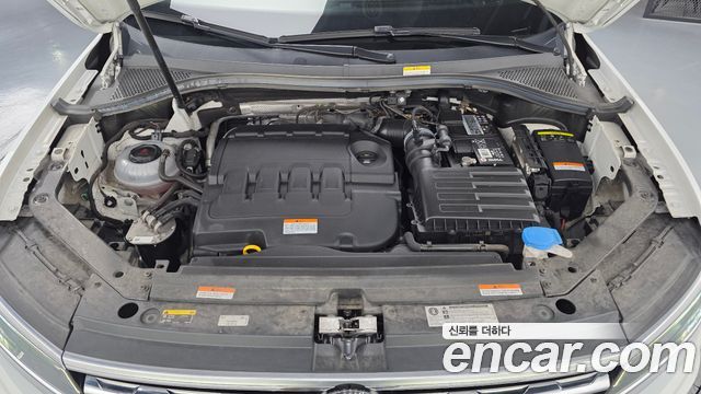 Volkswagen Tiguan (II) 2.0 TDI Prestige 2020 — фото 6