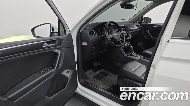 Volkswagen Tiguan (II) 2.0 TDI Prestige 2020 — фото 10