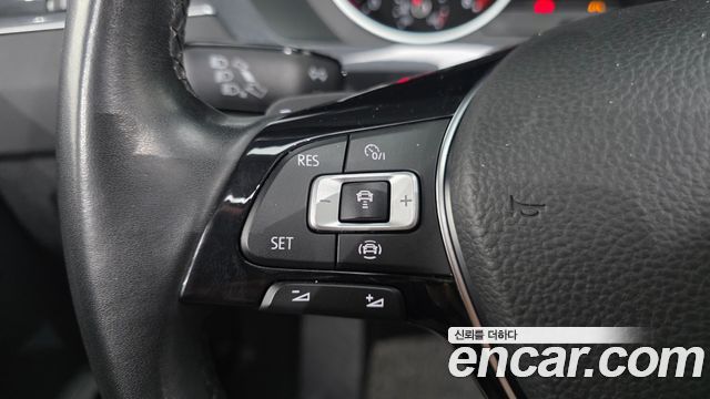 Volkswagen Tiguan (II) 2.0 TDI Prestige 2020 — фото 18