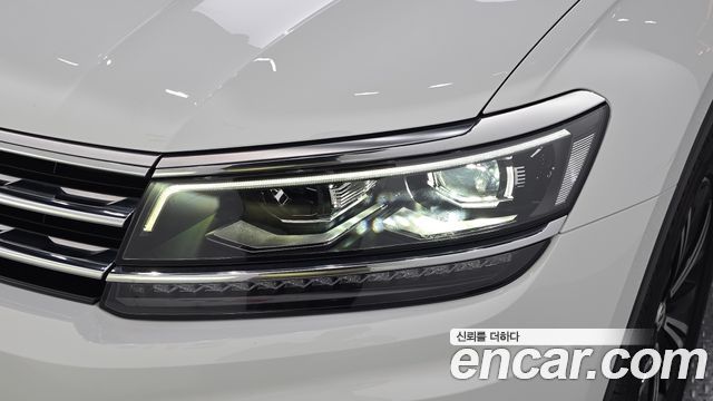 Volkswagen Tiguan (II) 2.0 TDI Prestige 2020 — фото 22