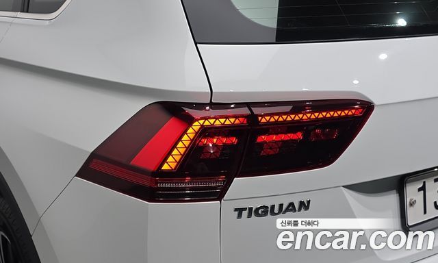 Volkswagen Tiguan (II) 2.0 TDI Prestige 2020 — фото 23