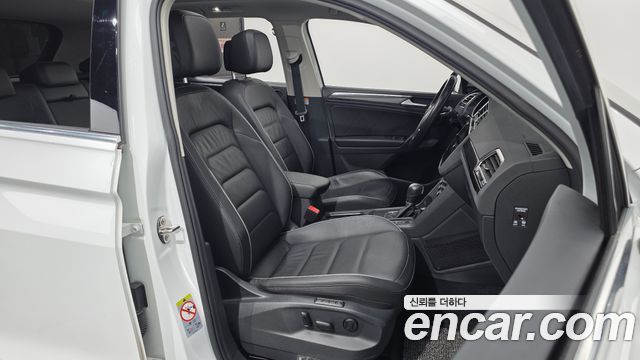 Volkswagen Tiguan (II) 2.0 TDI Prestige 2020 — фото 26
