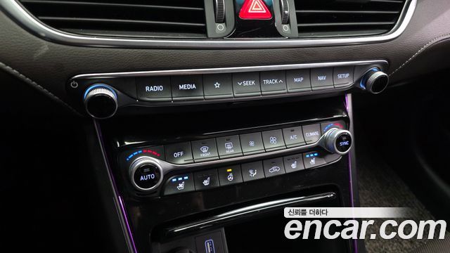 Hyundai Grandeur (IG) 2.4 Premium Special 2017 — фото 17