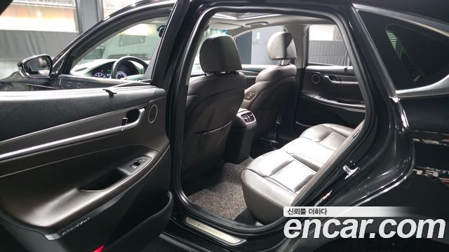 Hyundai Grandeur (IG) 2.4 Premium Special 2017 — фото 26