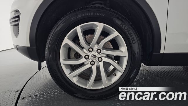 Land Rover Discovery Sport 2.0 TD4 SE (150PS) 2019 — фото 5