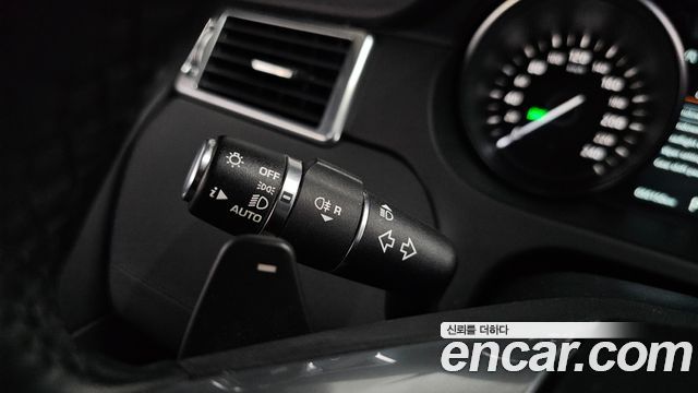 Land Rover Discovery Sport 2.0 TD4 SE (150PS) 2019 — фото 36