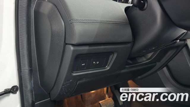 Land Rover Discovery Sport 2.0 TD4 SE (150PS) 2019 — фото 38