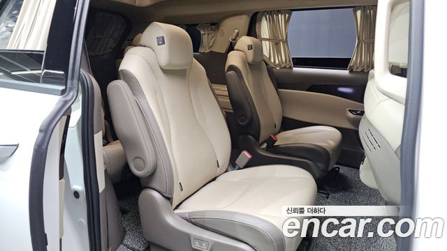 Kia Carnival (IV) Gasoline 9-Seater Hi-Limousine Signature 2023 — фото 11