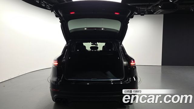 Porsche Cayenne (PO536) 3.0 PLATINUM EDITION 2023 — фото 20