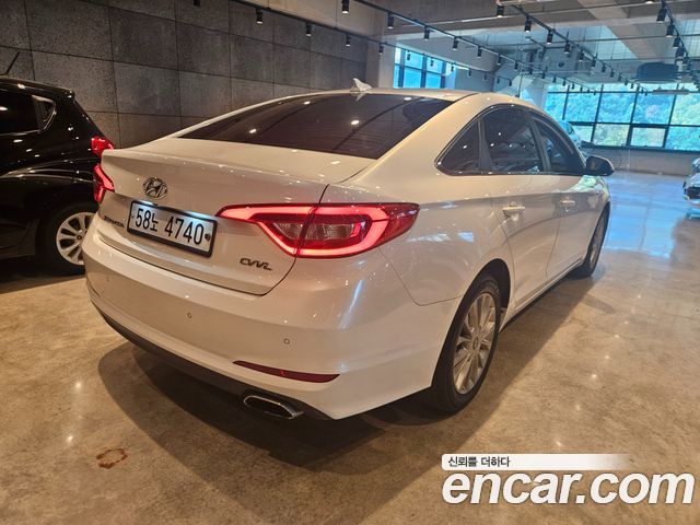 Hyundai Sonata (LF) 2.0 Style 2015 — фото 2