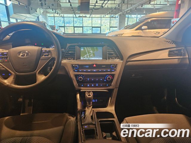 Hyundai Sonata (LF) 2.0 Style 2015 — фото 7