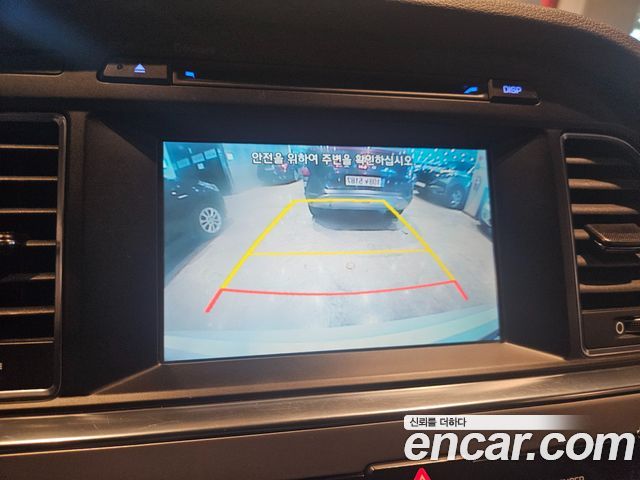 Hyundai Sonata (LF) 2.0 Style 2015 — фото 16
