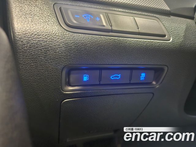 Hyundai Sonata (LF) 2.0 Style 2015 — фото 20