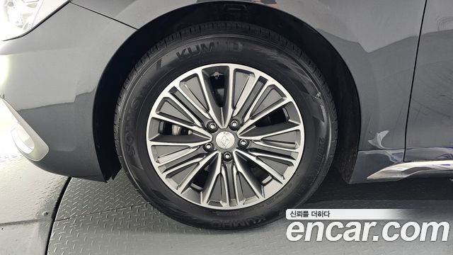 Hyundai Grandeur Hybrid (IG) Exclusive Special 2019 — фото 5
