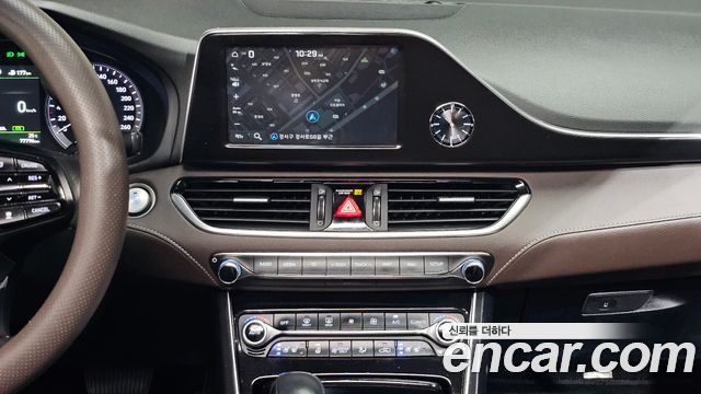 Hyundai Grandeur Hybrid (IG) Exclusive Special 2019 — фото 18