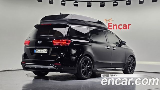 Kia Carnival 9-Seater Hi-Limousine Prestige Hiroof 2019 — фото 2