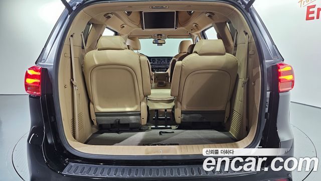 Kia Carnival 9-Seater Hi-Limousine Prestige Hiroof 2019 — фото 17