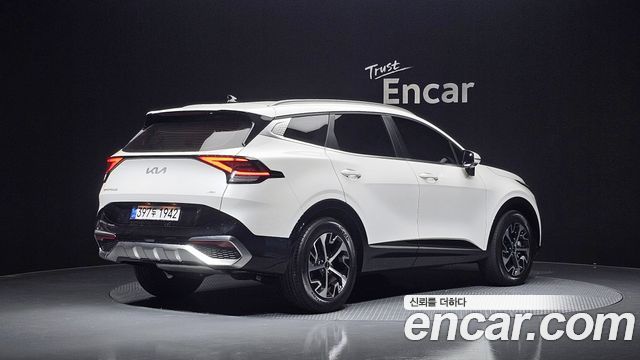 Kia Sportage Hybrid (V) Signature 2WD 2024 — фото 2