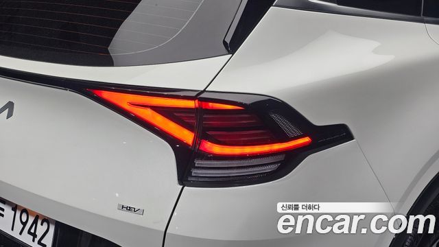 Kia Sportage Hybrid (V) Signature 2WD 2024 — фото 23