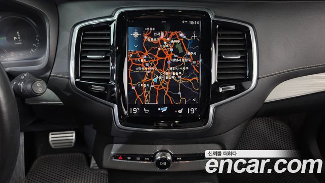 Volvo XC90 (II) T8 R-Design Hybrid 2021 — фото 13