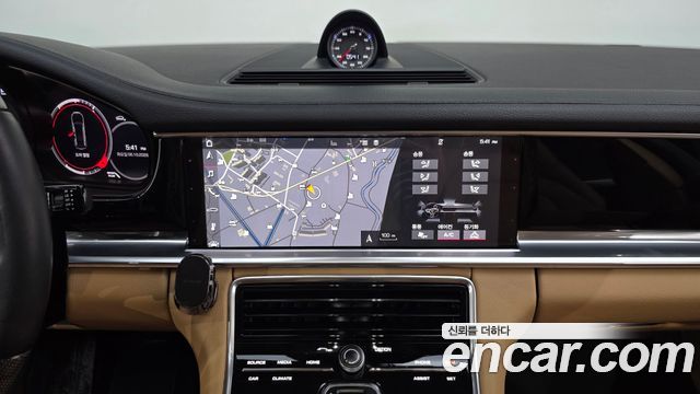 Porsche Panamera (971) 3.0 AWD 2018 — фото 14