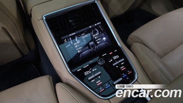 Porsche Panamera (971) 3.0 AWD 2018 — фото 19