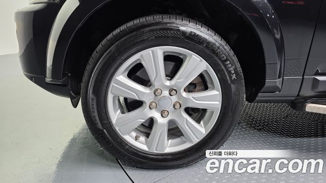 Land Rover Discovery 4 3.0 SDV6 SE 2016 — фото 5