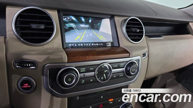 Land Rover Discovery 4 3.0 SDV6 SE 2016 — фото 21