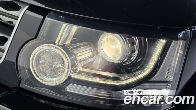 Land Rover Discovery 4 3.0 SDV6 SE 2016 — фото 28