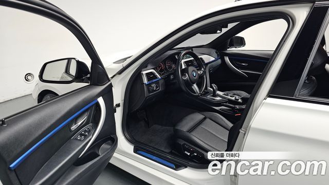 BMW 3 Series (F30) 320i M Sport 2016 — фото 10