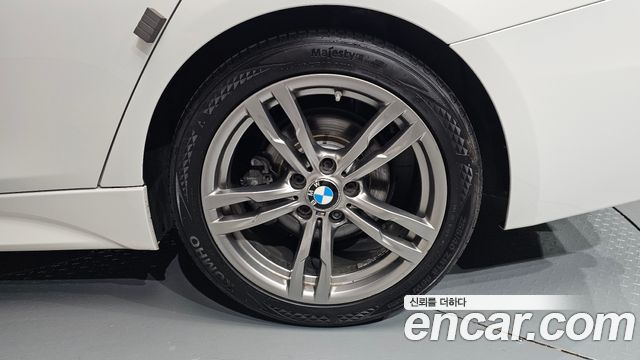 BMW 3 Series (F30) 320i M Sport 2016 — фото 21