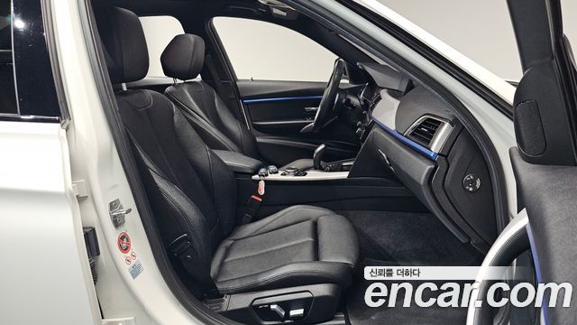 BMW 3 Series (F30) 320i M Sport 2016 — фото 26