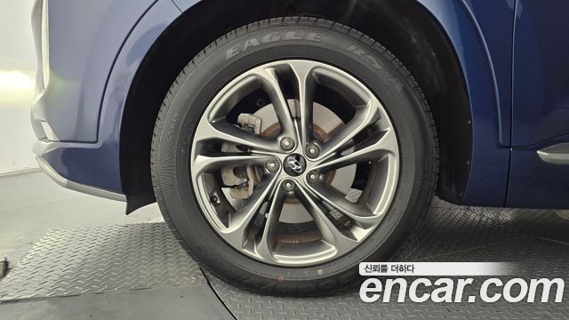 Hyundai Santa Fe (TM) Gasoline 2.0T 4WD Inspiration 2019 — фото 5