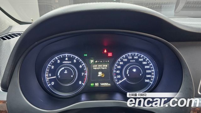 Hyundai Aslan G330 Exclusive 2016 — фото 8