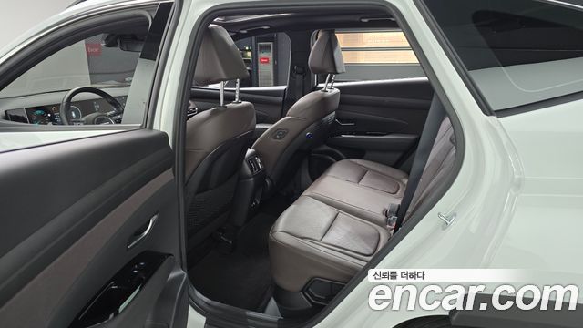 Hyundai Tucson Hybrid (NX4) HEV 1.6 2WD Inspiration 2024 — фото 11