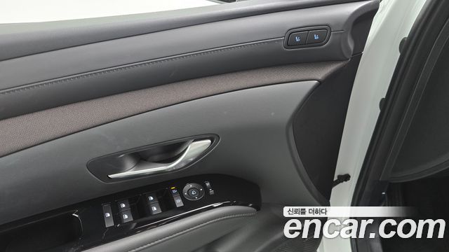 Hyundai Tucson Hybrid (NX4) HEV 1.6 2WD Inspiration 2024 — фото 17