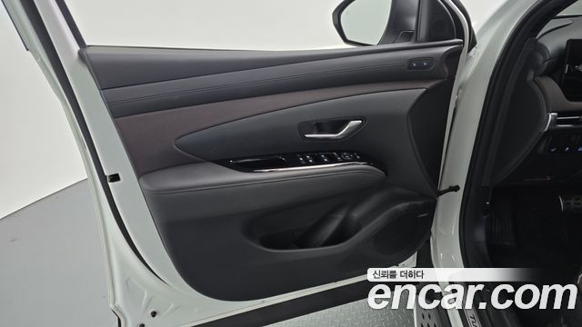 Hyundai Tucson Hybrid (NX4) HEV 1.6 2WD Inspiration 2024 — фото 24
